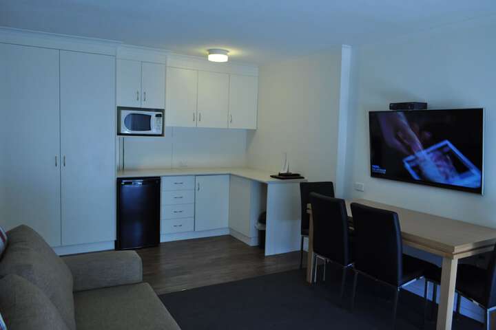 Room 8 of 42