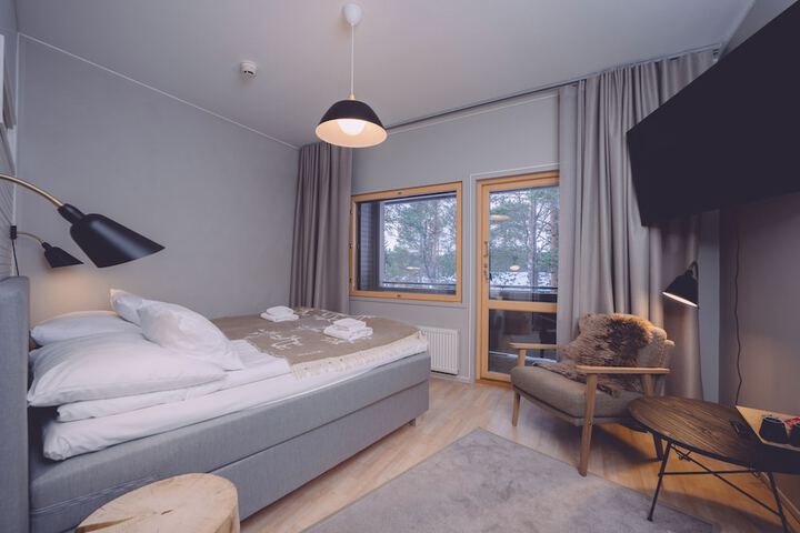 Room 10 of 52