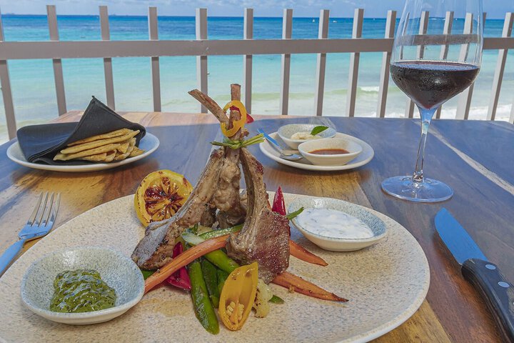 Dining 146 of 156
