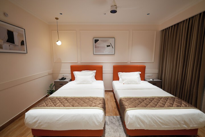 Room 9 of 49