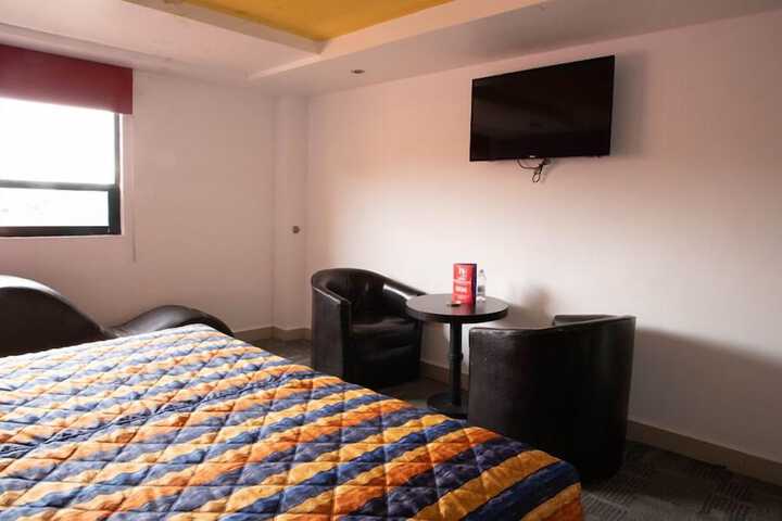 Room 4 of 26