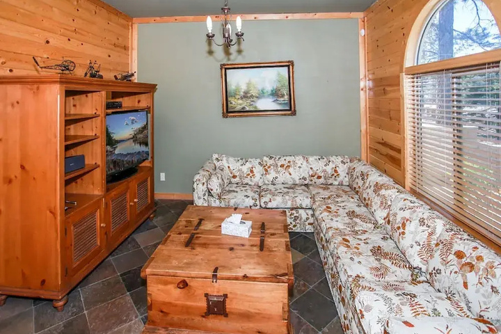 Room 3 of 19