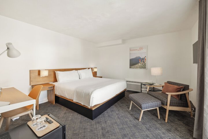 Room 38 of 123