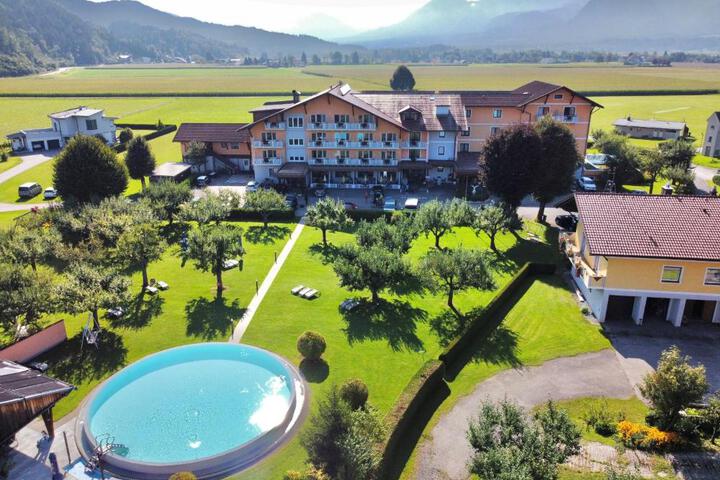 Hotel Pachernighof