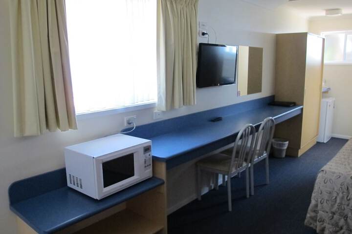 Room 12 of 39