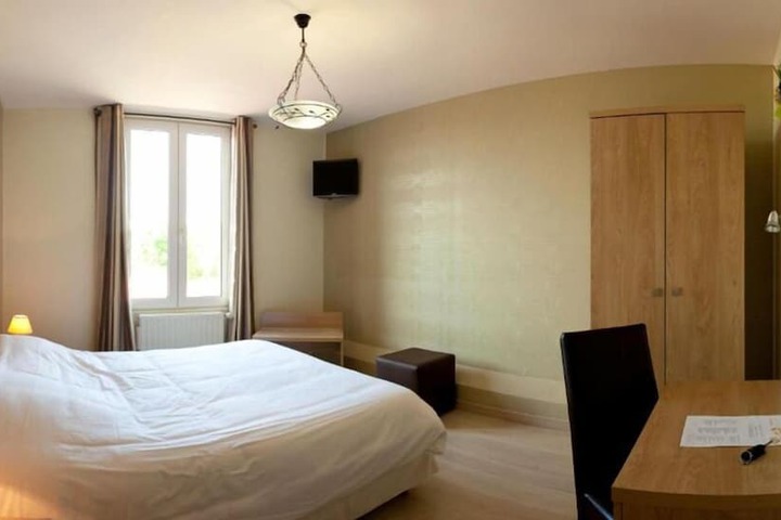 Room 7 of 34