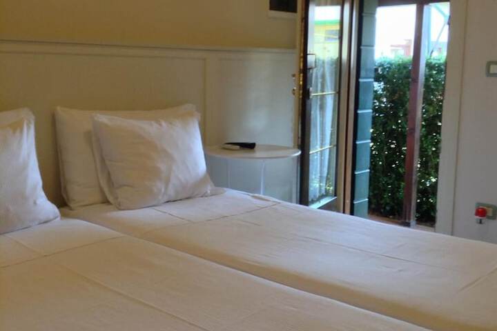 Room 7 of 50