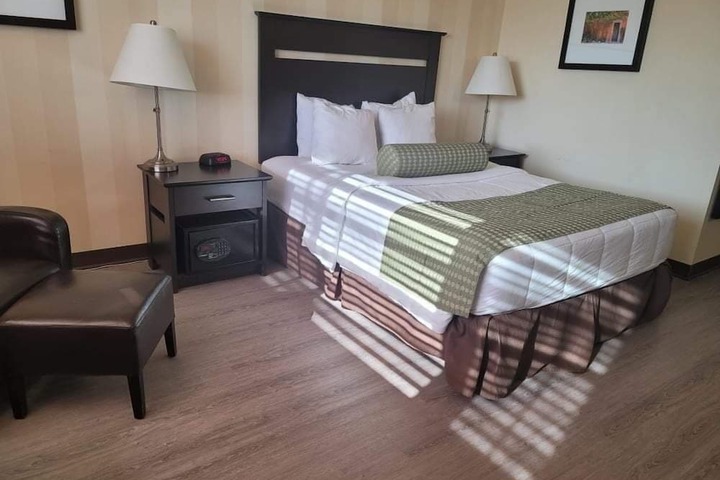 Room 9 of 55
