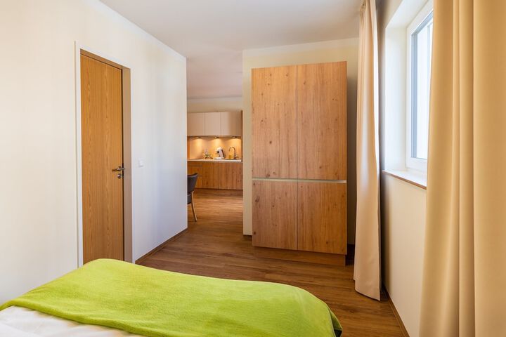 Room 4 of 41