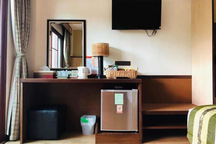Room 9 of 59