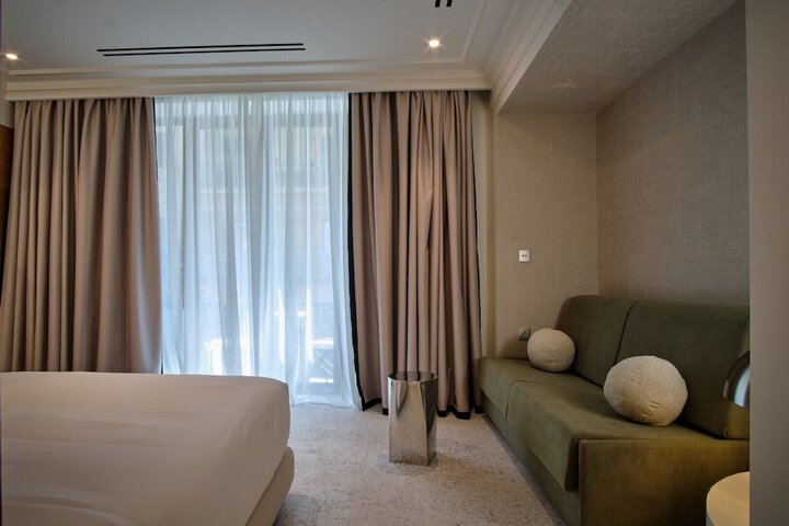 Room 56 of 67