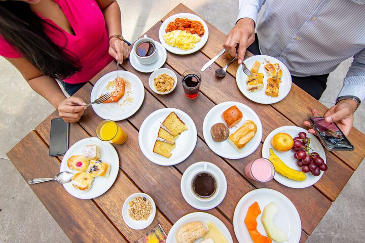Breakfast/Coffee Service 79 of 102
