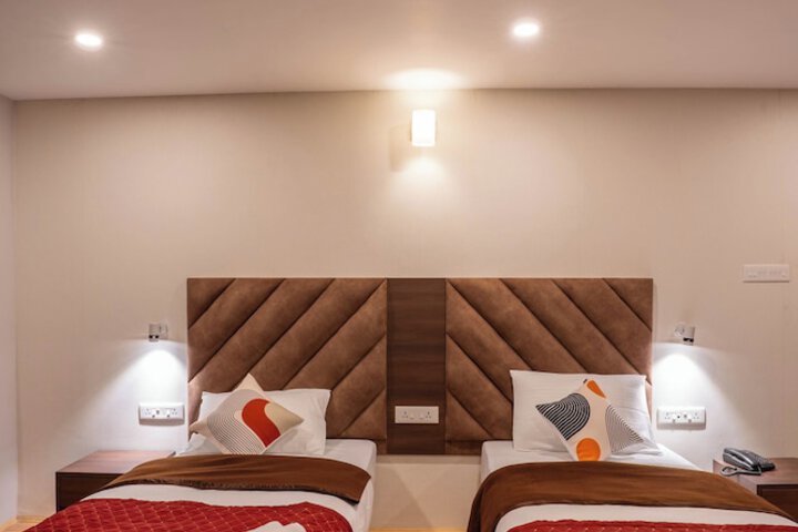 Room 7 of 29
