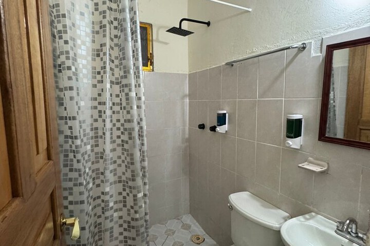 Room 42 of 64