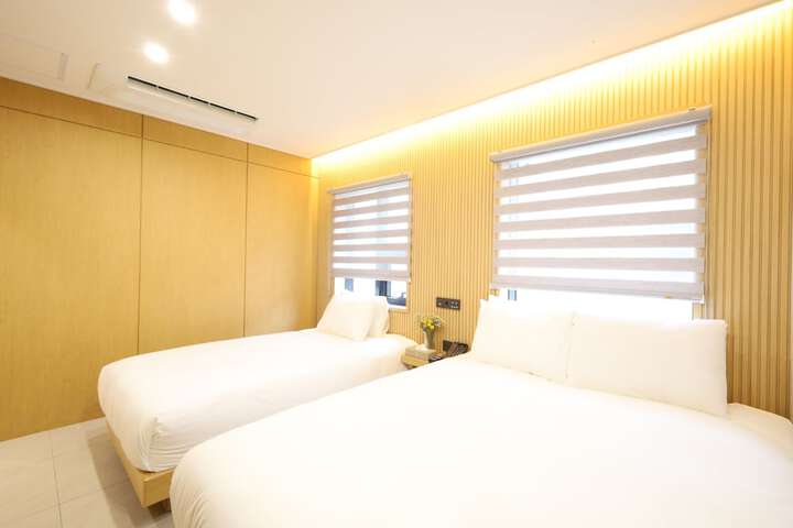 Room 29 of 75