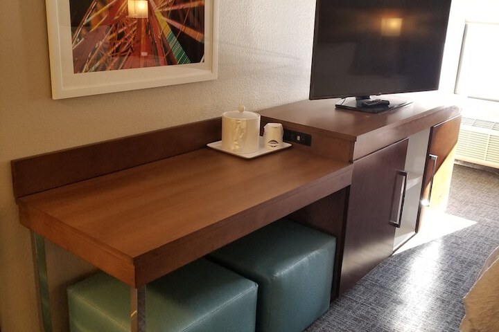 Room amenity