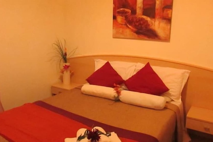Room 7 of 23