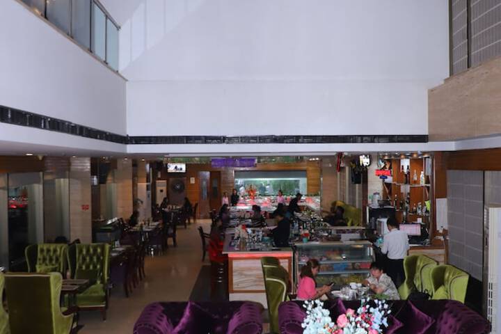 Lobby Photos