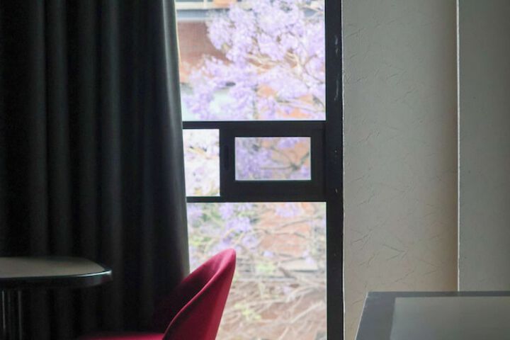 Room 25 of 89
