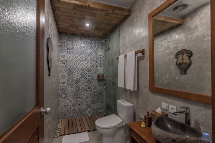 Room 19 of 29