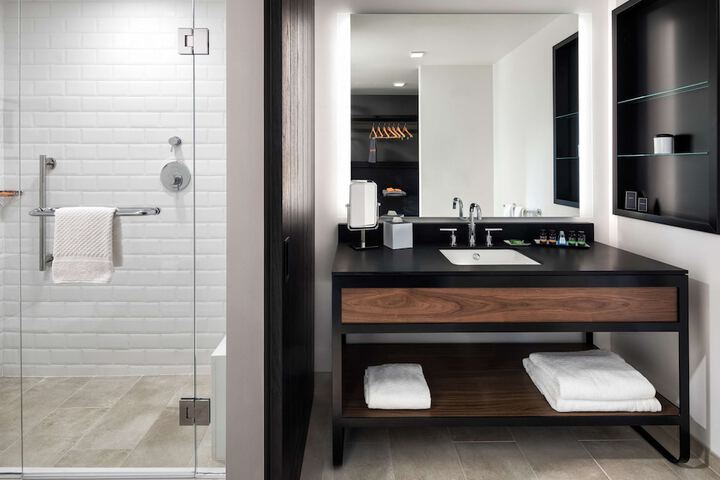 Bathroom shower