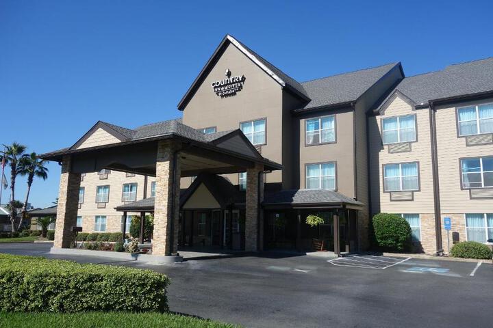 Hotel Entry