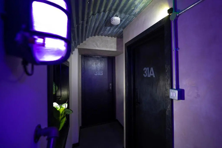 Room 13 of 14