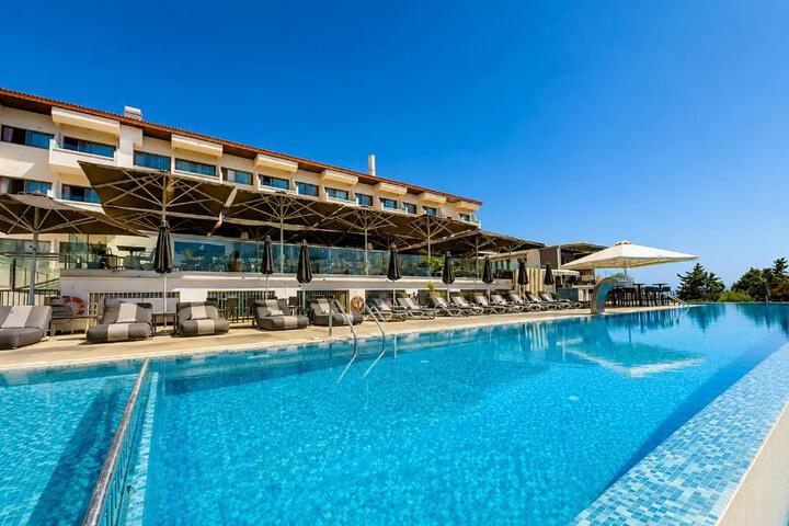 Droushia Heights Hotel
