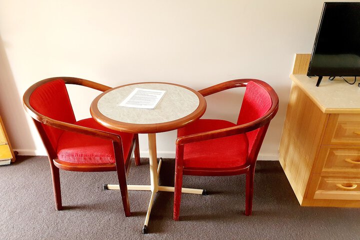 Room 16 of 52