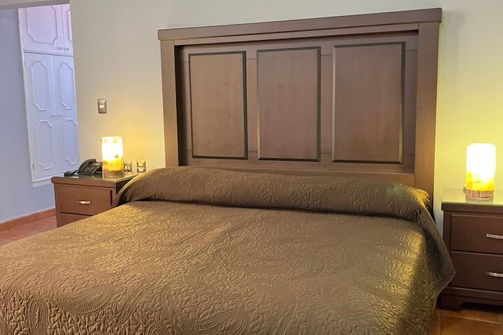 Room 8 of 26