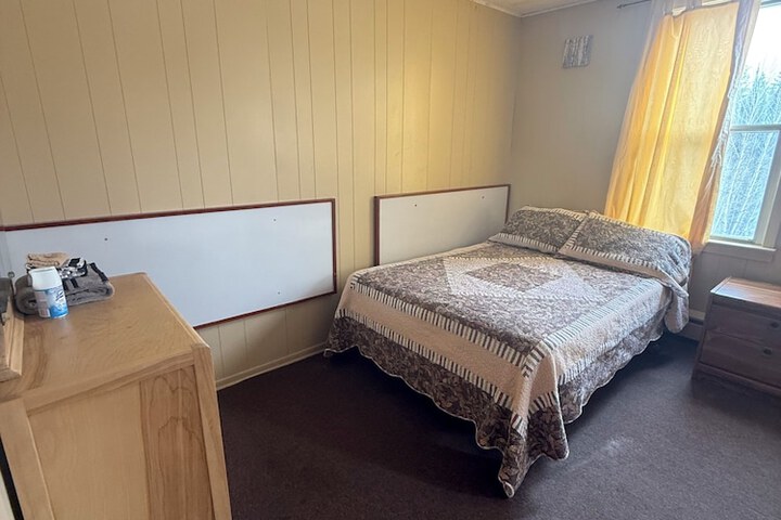Room 11 of 44