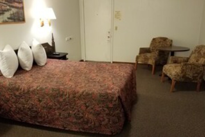 Room 27 of 31