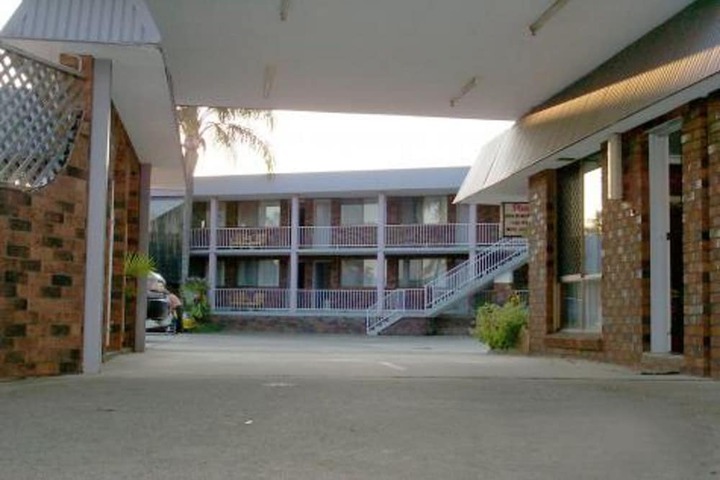 Property Grounds 37 of 40