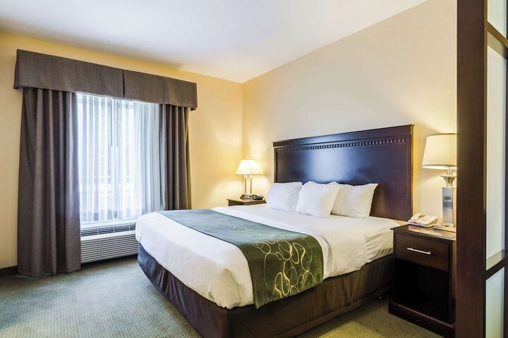 Room 10 of 39