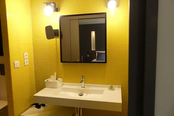 Room 22 of 101