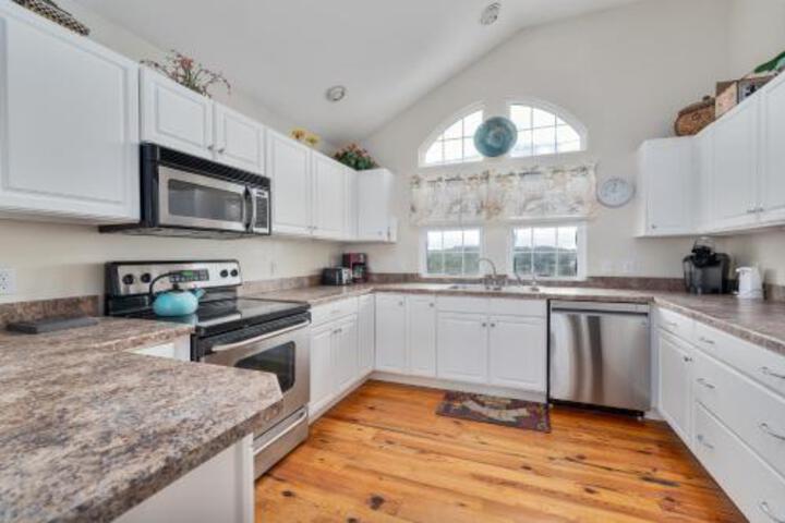 Image of 4763 Smells Like Sea Spirit by Resort Realty
