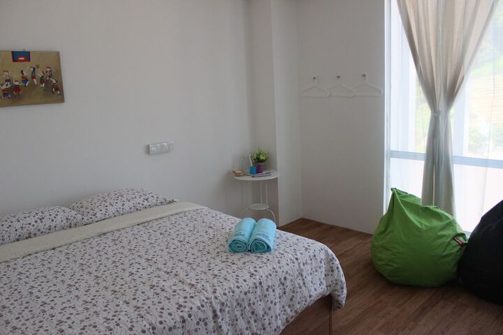 Room 7 of 35