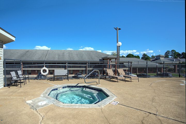 Pool 50 of 77