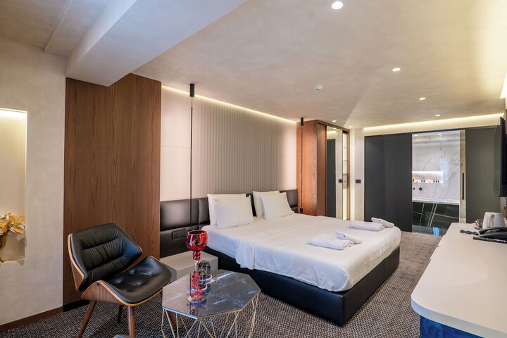 Room 65 of 125