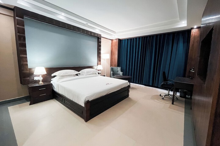 Room 11 of 41