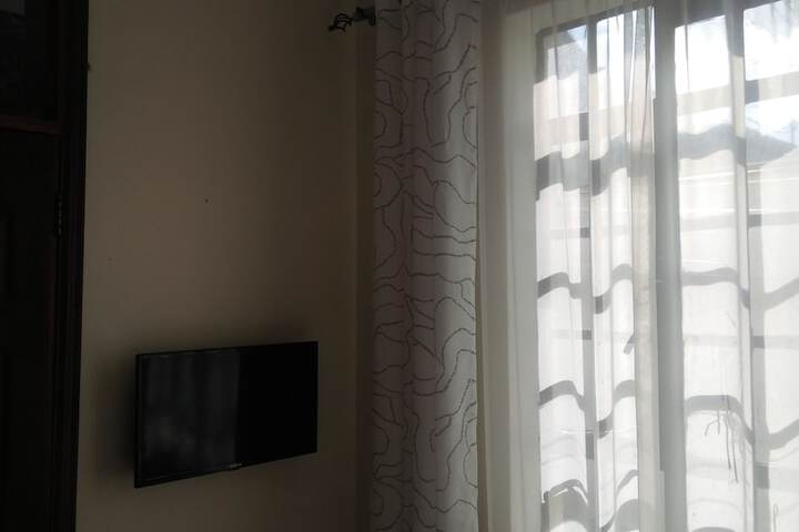 Room 6 of 23