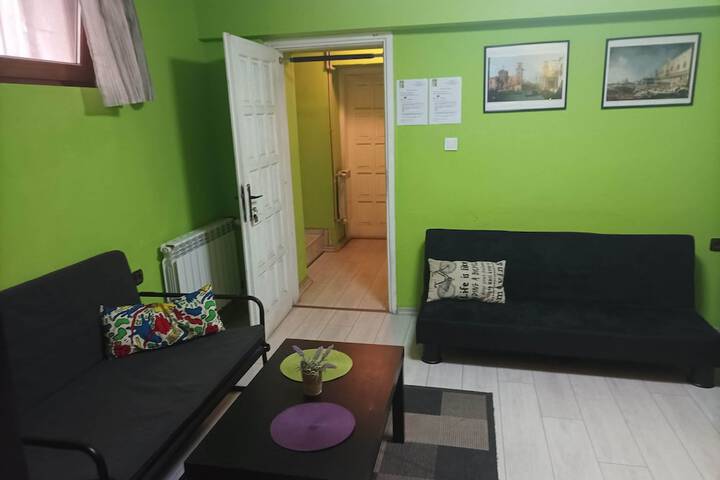 Room 11 of 43