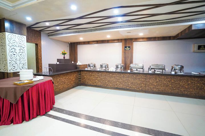 Ballroom/Hall 64 of 75