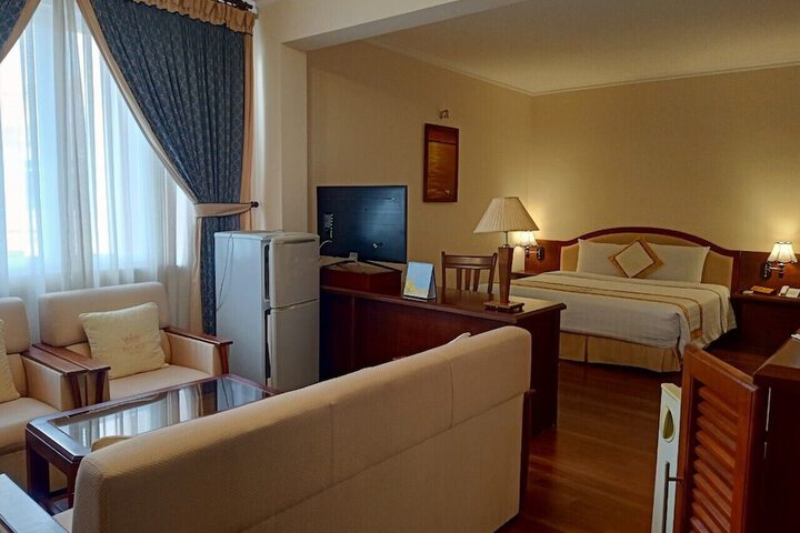 Room 18 of 36