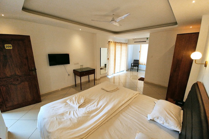 Room 46 of 169