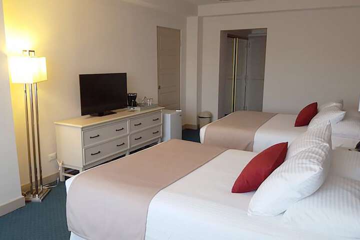 Room 11 of 53