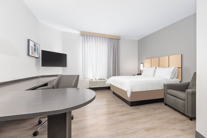 Room 7 of 34