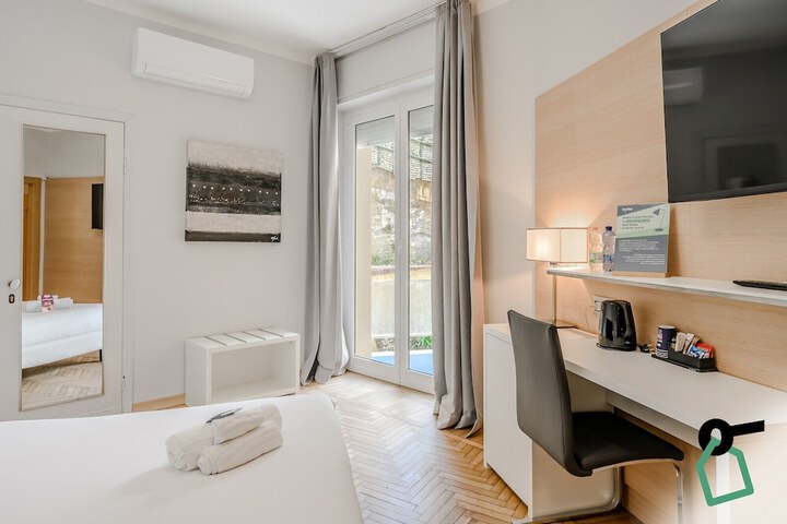 Room 15 of 64