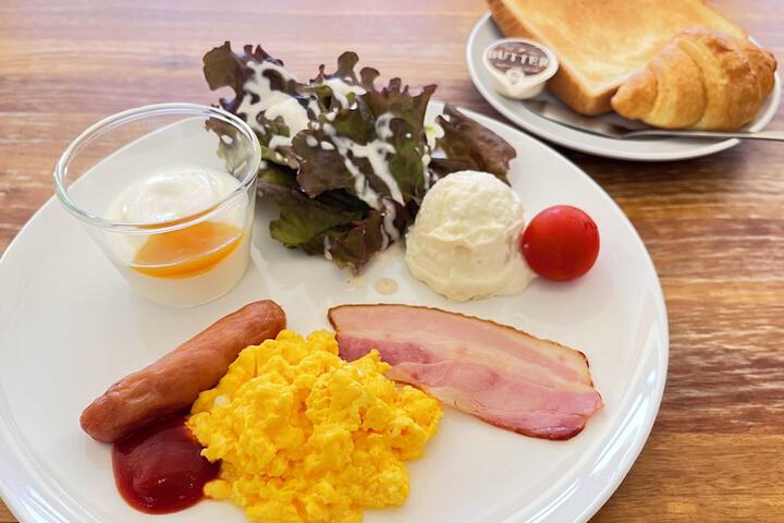 Breakfast/Coffee Service 30 of 43