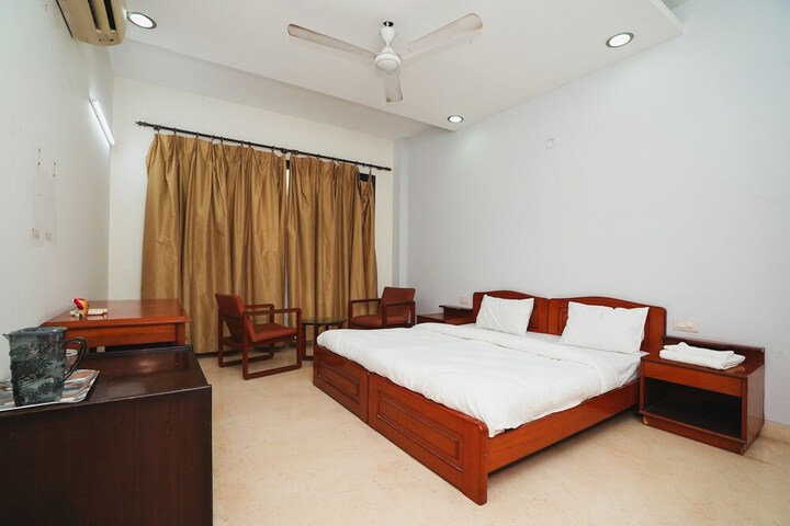 Room 8 of 39